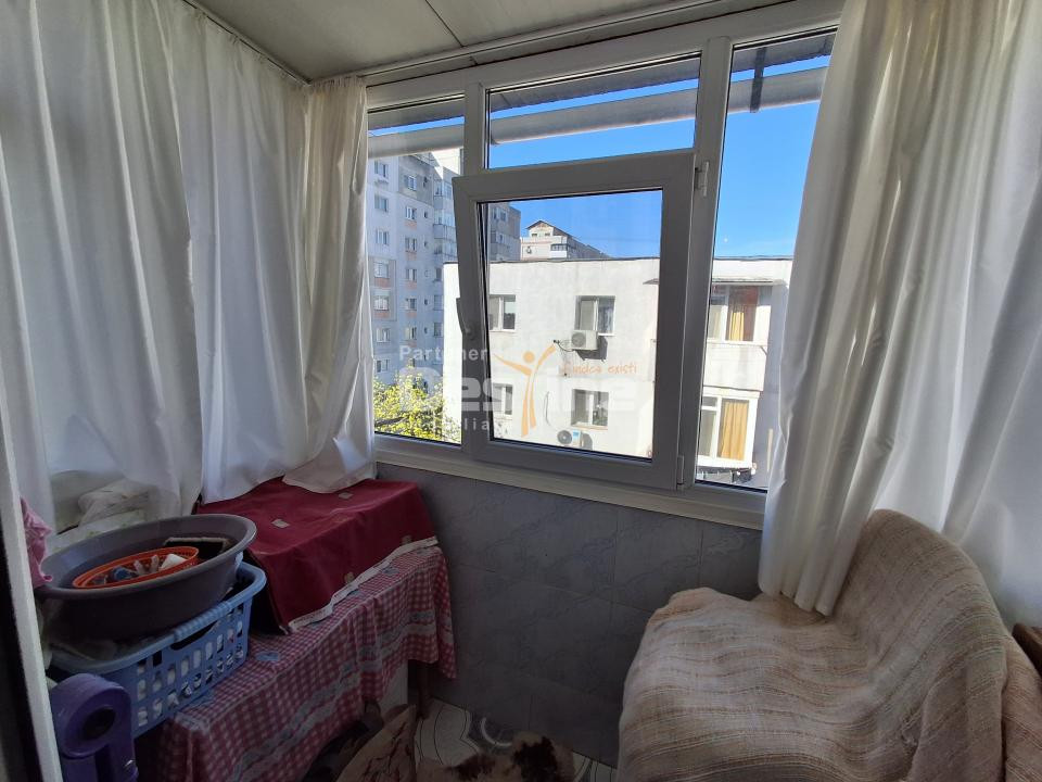 Apartament 3 Camere Semiecomandat - Dacia