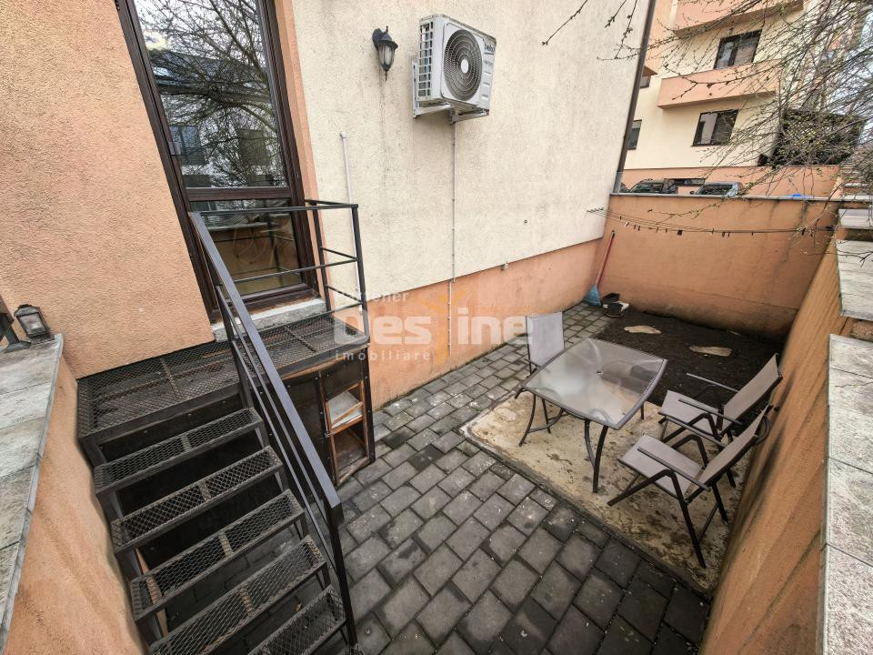 Apartament 3 camere 66 mp mobilat, cu balcon, gradina și loc de parcare subteran