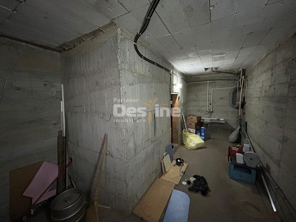 Casa cu piscina Fermelor 840mp teren  285.000€ 