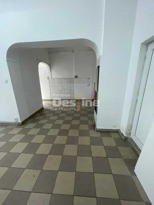  🏢 Spațiu comercial de vânzare – Bd. Timișoara, parter bloc