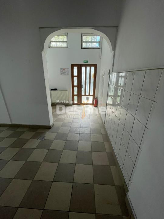  🏢 Spațiu comercial de vânzare – Bd. Timișoara, parter bloc