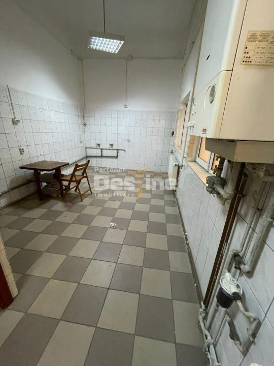  🏢 Spațiu comercial de vânzare – Bd. Timișoara, parter bloc