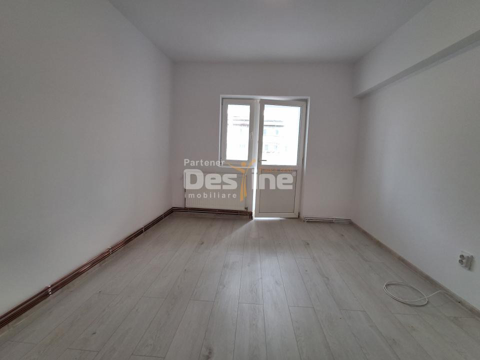 DACIA , Apartament 2 camere, DECOMANDAT, 108.500 EURO