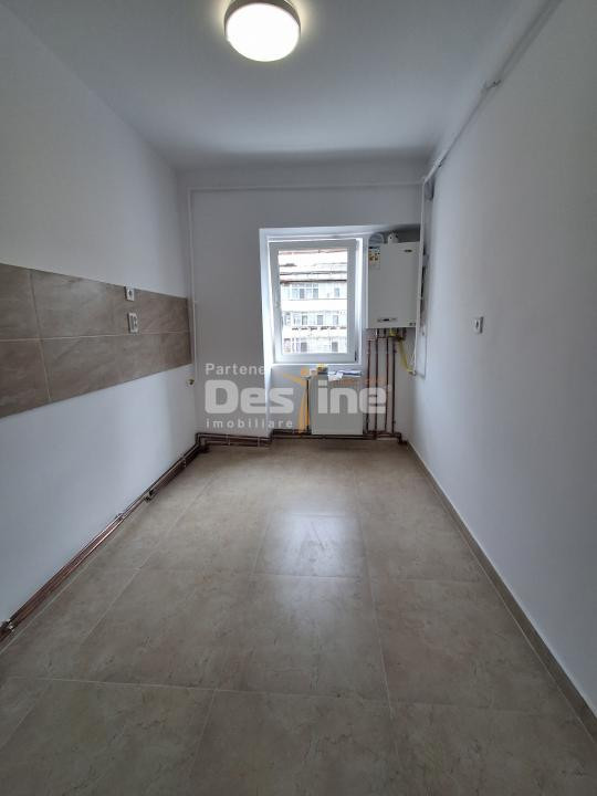 DACIA , Apartament 2 camere, DECOMANDAT, 108.500 EURO