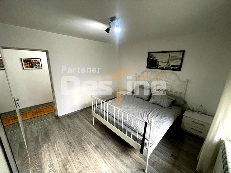 Casa 6 Camere in Paulesti