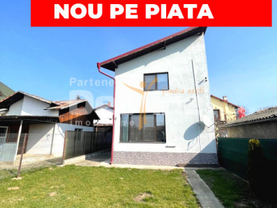 Casa 6 Camere in Paulesti