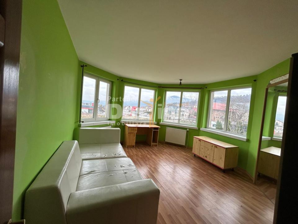 Vila pretabila Pensiune/Cresa/Azil  Fermelor 300mp 415.000€ 