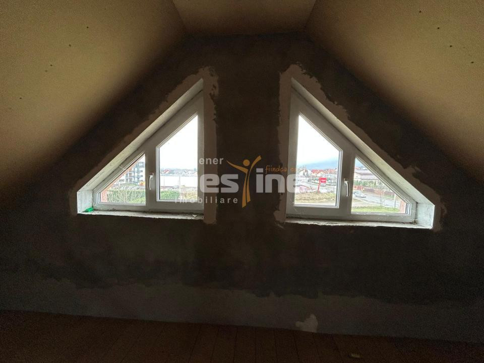 Vila pretabila Pensiune/Cresa/Azil  Fermelor 300mp 415.000€ 