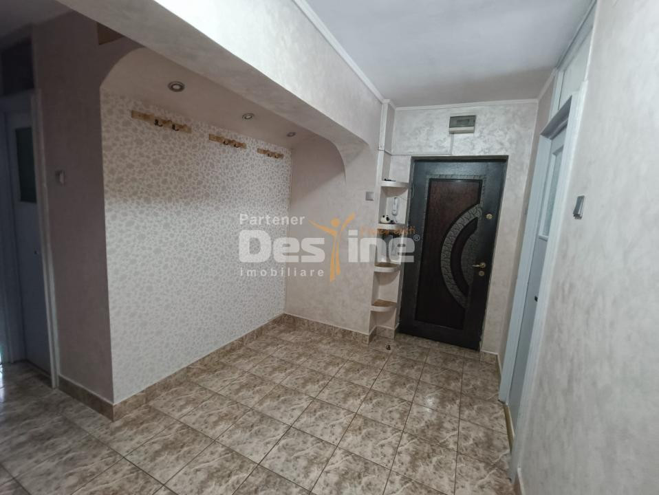 Apartament 3 camere, decomandat, metrou Dristor2