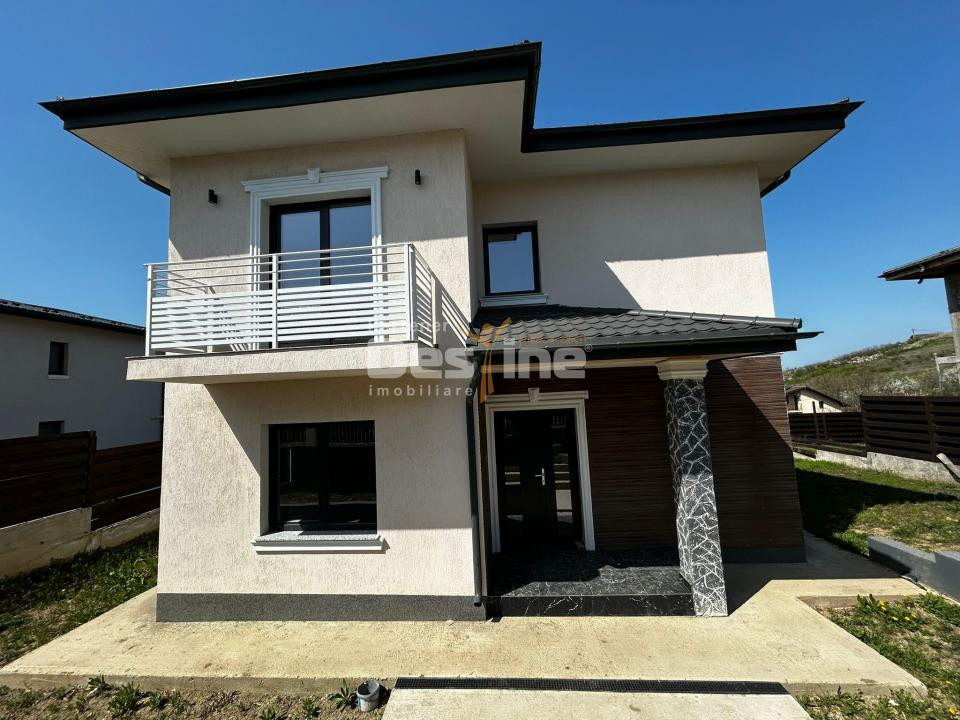 Casa individuala 138mp Miroslava + curte 440mp