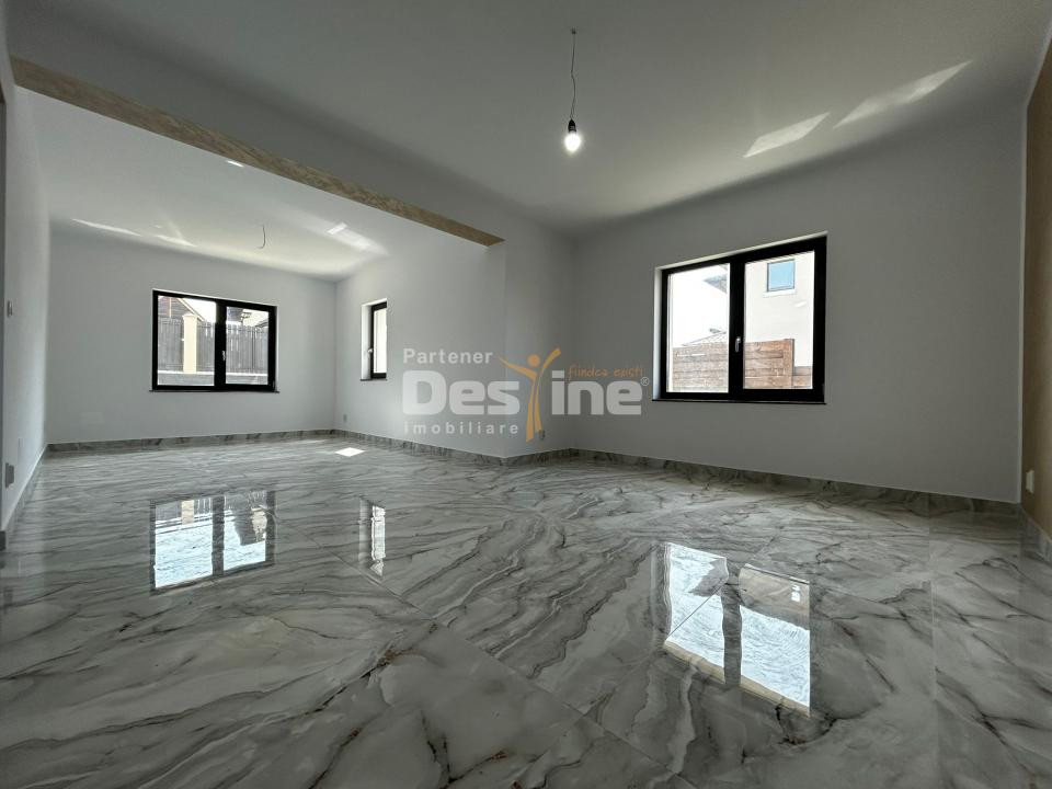 Casa individuala 138mp Miroslava + curte 440mp