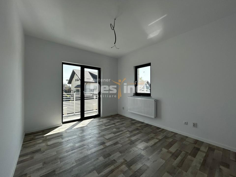 Casa individuala 138mp Miroslava + curte 440mp