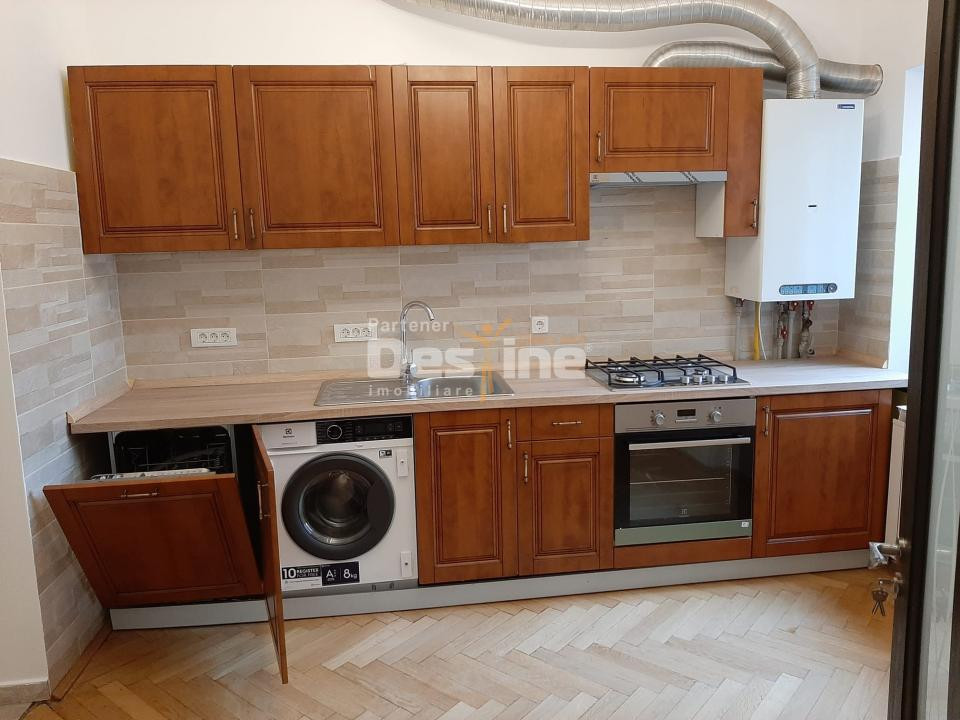 Apartament 3 camere renovat | Universitate - Grădină Icoanei 