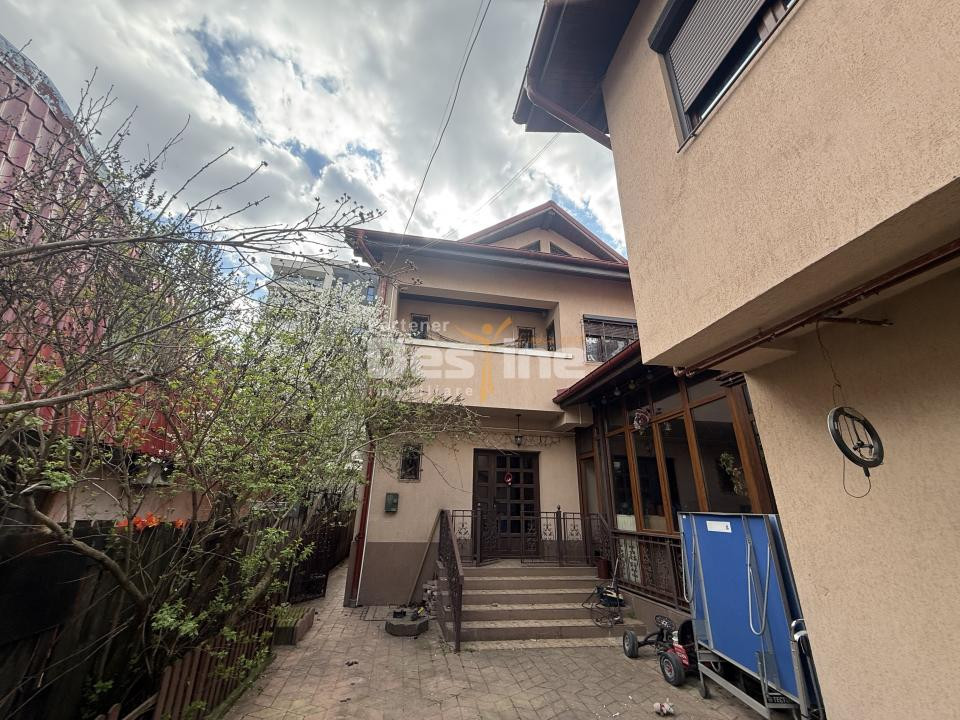 Casa cazare muncitori I Capacitate 50+ pers I Metrou Crangasi 1 minut pe jos