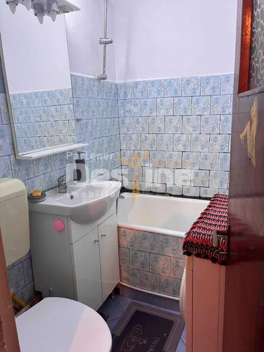 Apartament 2 camere, decomandat ,sector 6