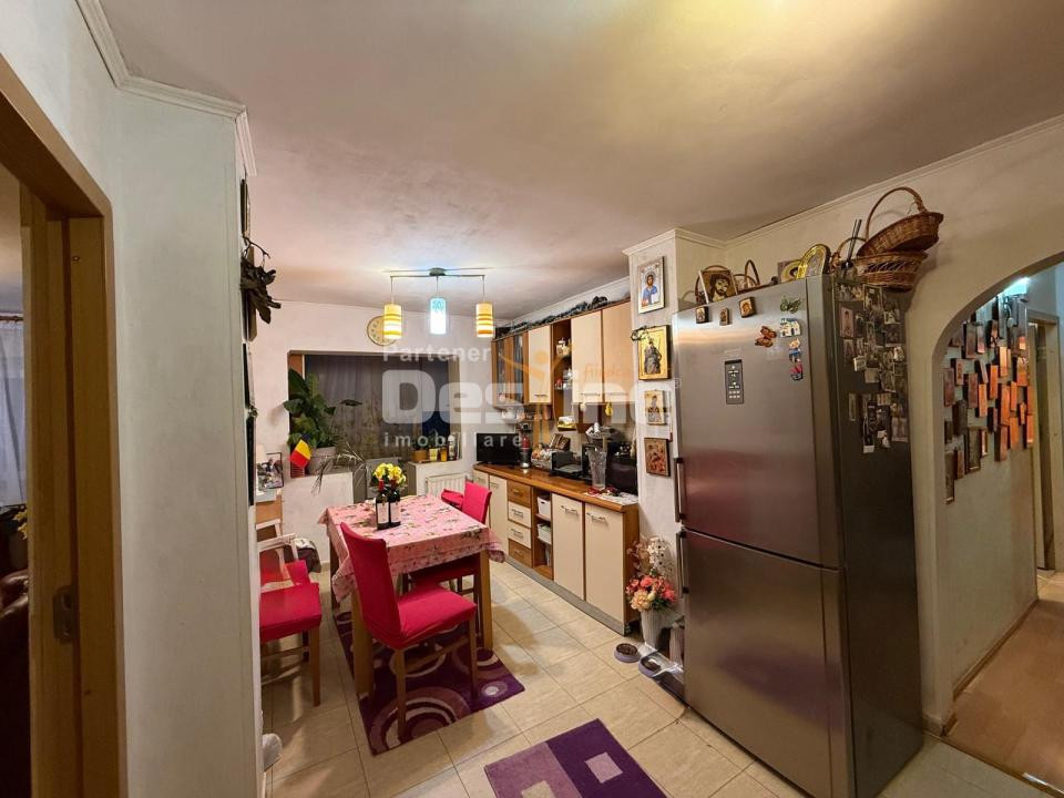 Rahova-Salaj | 3 camere | 67mp | et 2\4 | bloc reabilitat | 127.500 euro