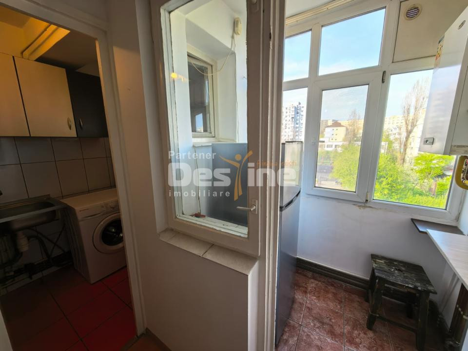 Garsoniera 23 mp centrală termică etaj intermediar Alexandru