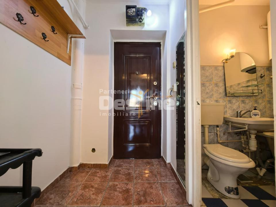 Garsoniera 23 mp centrală termică etaj intermediar Alexandru