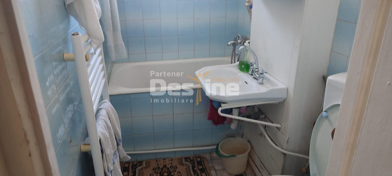 APARTAMENT CU 2 CAMERE SEMIDECOMANDAT ZONA FOARTE BUNA