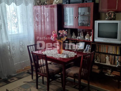 APARTAMENT CU 2 CAMERE SEMIDECOMANDAT ZONA FOARTE BUNA