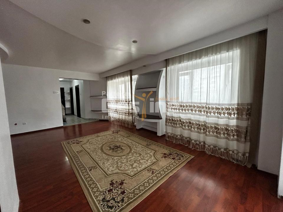 Inchiriere apartament 3 CD 95mp 2 balcoane+2 bai etaj intermediar CUG