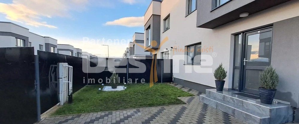 Apartament cu 2 camere in vila, suprafata 52 mp si loc de parcare Sanpetru