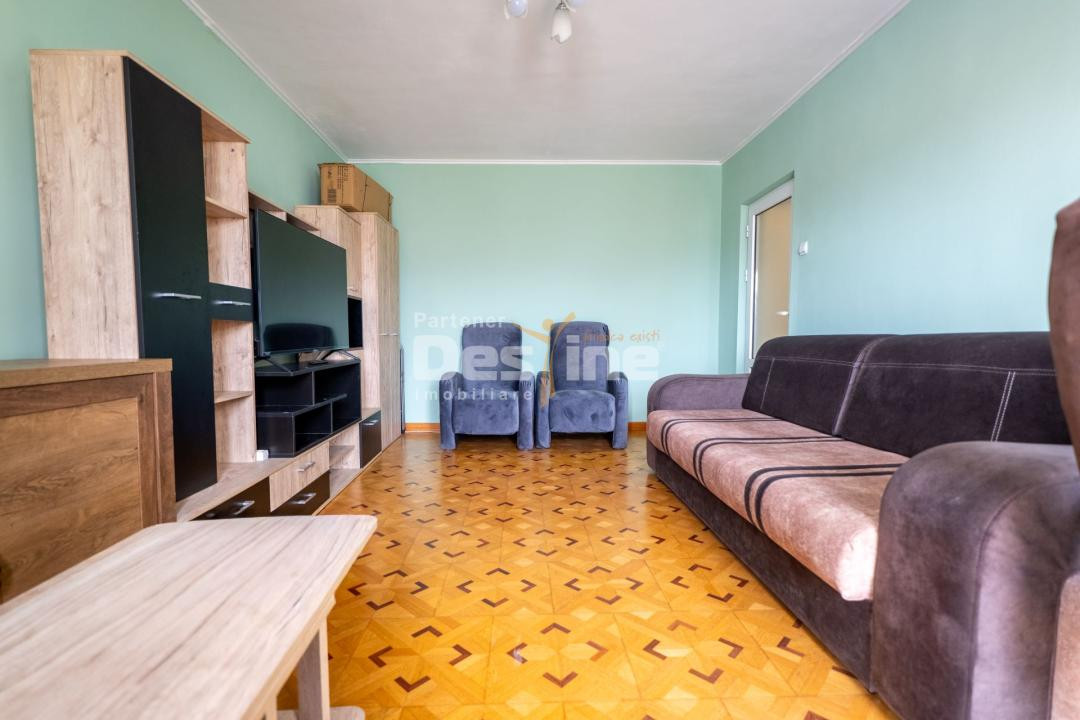 Apartament 2CD 50,3mp + balcon zona centrala Podu de Fier 