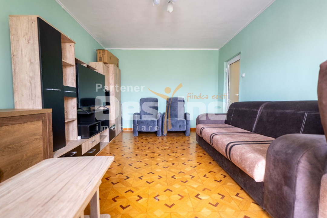 Apartament 2CD 50,3mp + balcon zona centrala Podu de Fier 