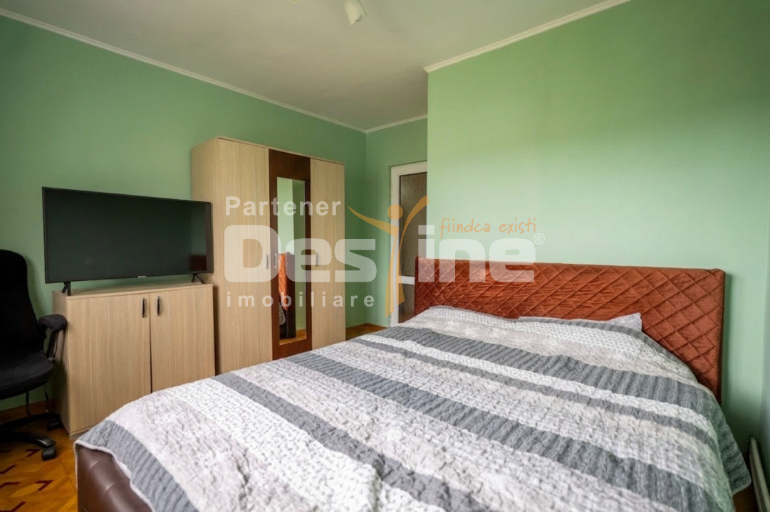 Apartament 2CD 50,3mp + balcon zona centrala Podu de Fier 