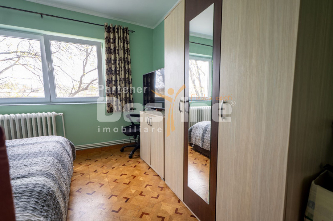 Apartament 2CD 50,3mp + balcon zona centrala Podu de Fier 