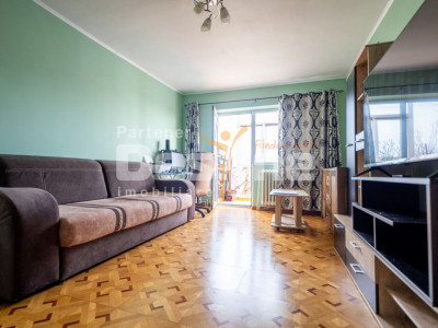 Apartament 2CD 50,3mp + balcon zona centrala Podu de Fier 