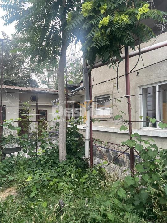 CASĂ + TEREN 400 MP | GARAJ | ZONA PETRICANI – PLUMBUITA | BUCUREȘTI