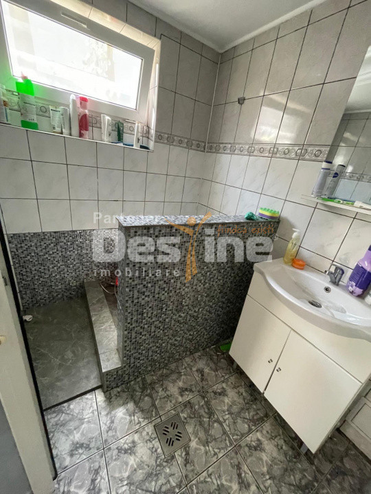 CASĂ + TEREN 385 MP | GARAJ | ZONA PETRICANI – GHERGHITEI | BUCUREȘTI