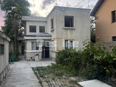 CASĂ + TEREN 400 MP | GARAJ | ZONA PETRICANI – PLUMBUITA | BUCUREȘTI