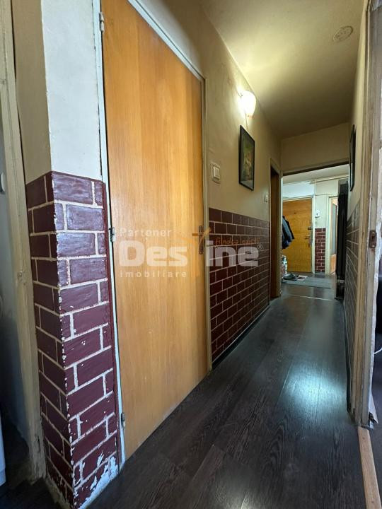 Apartament 3 camere decomandat - 2 bai - etaj 7/8 in zona Vitan