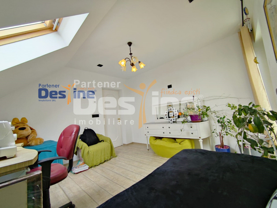 CENTRU MIROSLAVA, 180mp utili, 1000 mp teren, 299,990 EURO