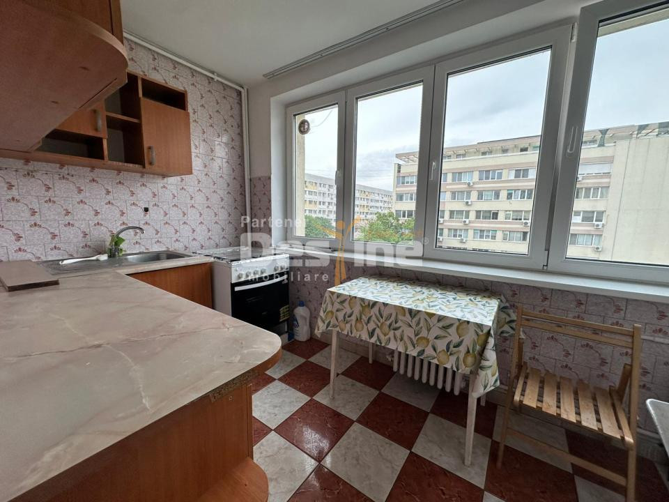 Apartament 3 camere semidecomandat in apropierea statiei de metrou Iancului