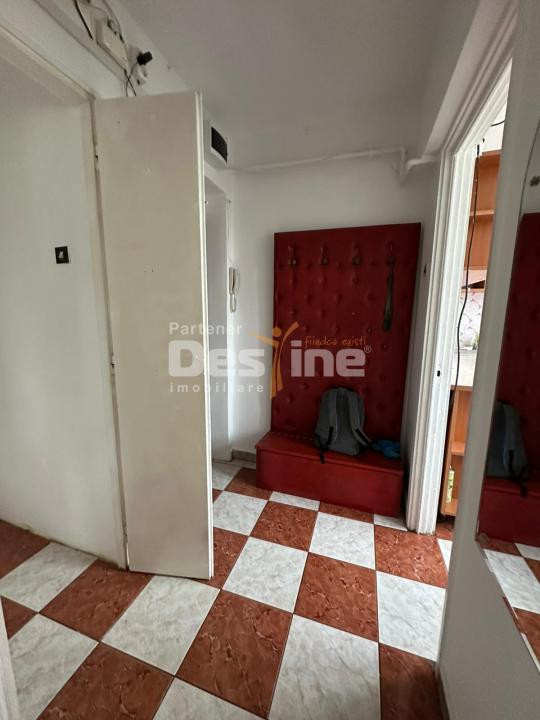 Apartament 3 camere semidecomandat in apropierea statiei de metrou Iancului