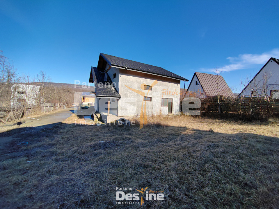 BÂRNOVA - Casă individuală P+M+POD, 145 mp + 789 mp teren
