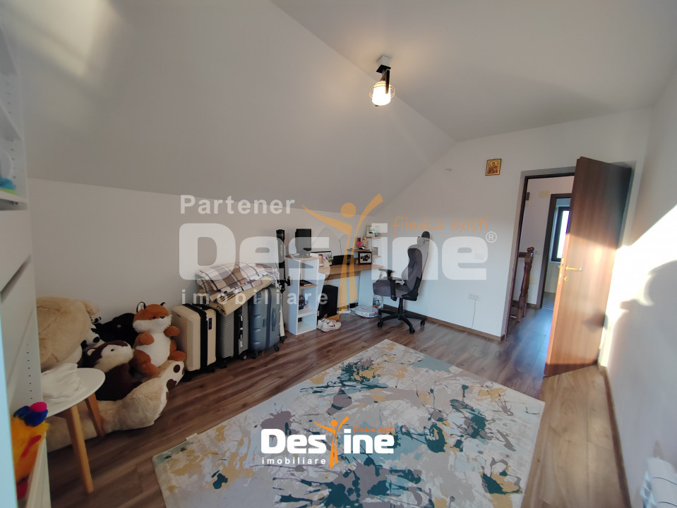 BÂRNOVA - Casă individuală P+1+POD, 140 mp + 380 mp teren