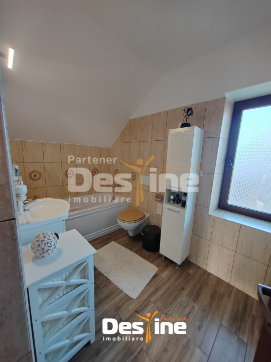 BÂRNOVA - Casă individuală P+1+POD, 140 mp + 380 mp teren