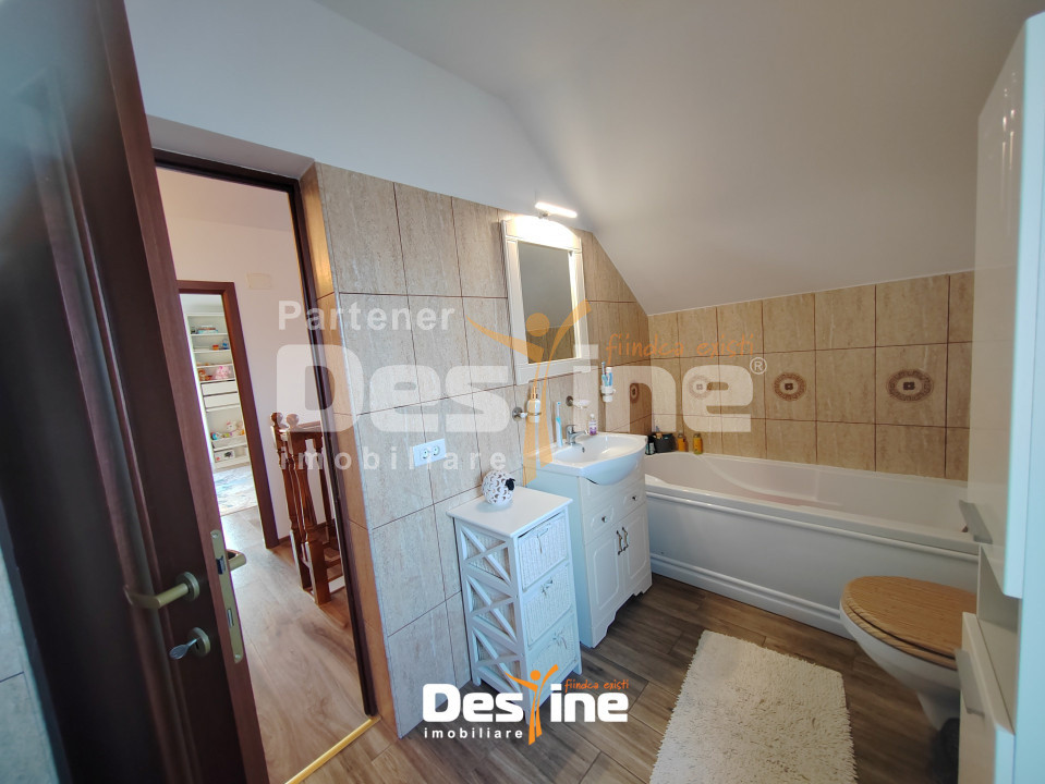 BÂRNOVA - Casă individuală P+1+POD, 140 mp + 380 mp teren