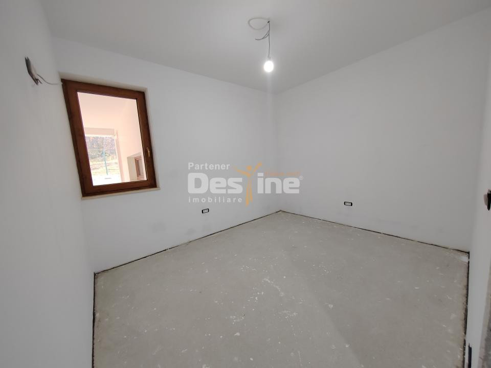 BÂRNOVA - Casă individuală P+POD, 156 mp + 1000 mp teren