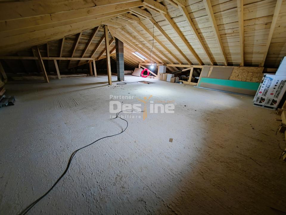 BÂRNOVA - Casă individuală P+POD, 156 mp + 1000 mp teren