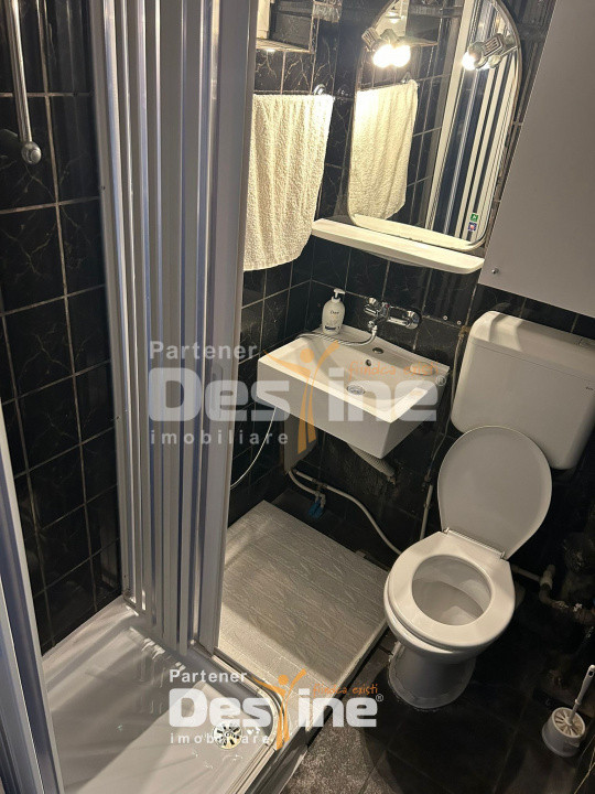 Podu Ros - Apartament 3 camere semidecomandat, MOBILAT și UTILAT