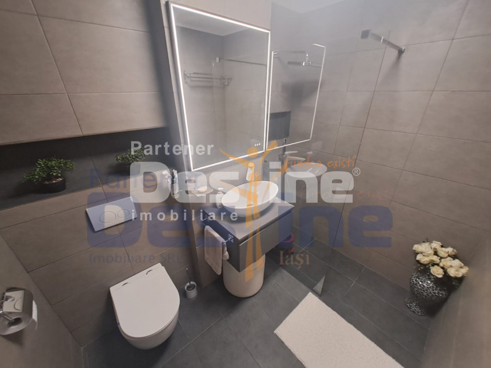 GALATA, Apartament 3 camere DECOMANDAT, 70 mp, 169.900 EURO