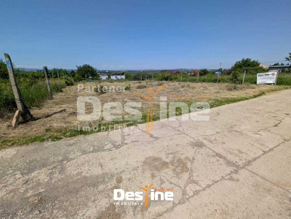 Bârnova - Teren Intravilan 974 Mp, utilitati, drum betonat