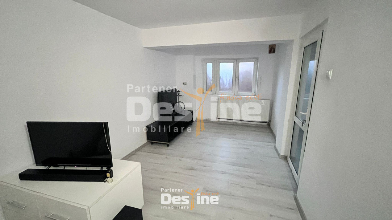 Apartament individual 4 camere 110 mp în Vilă + 167mp CURTE - BUCIUM