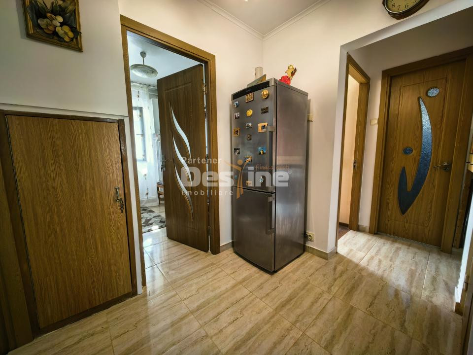 Apartament cu 2 camere decomandat 46 mp mobilat și utilat 