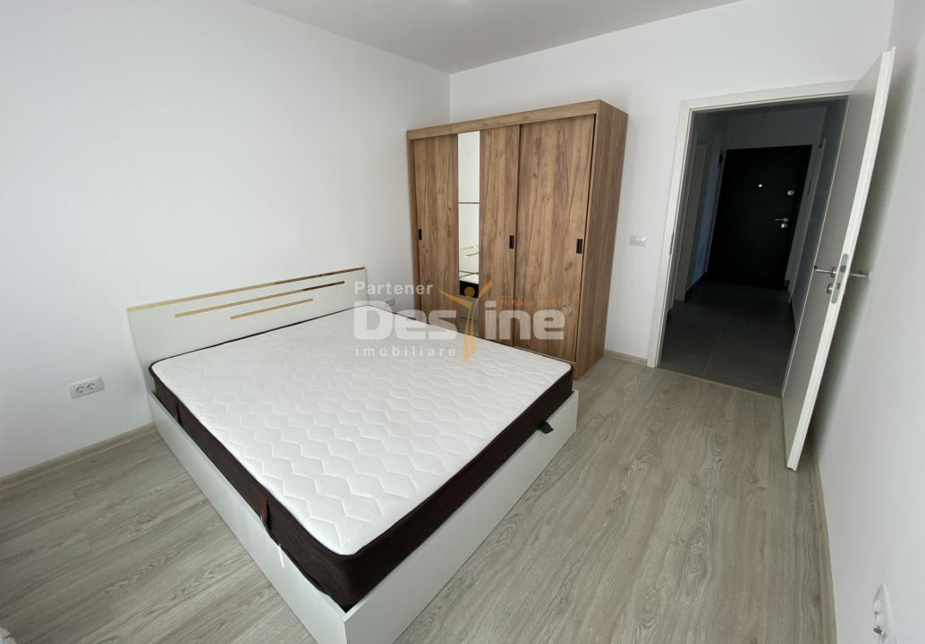 Apartament 2 camere decomandat, balcon, loc de parcare, complex Grandis Coresi 